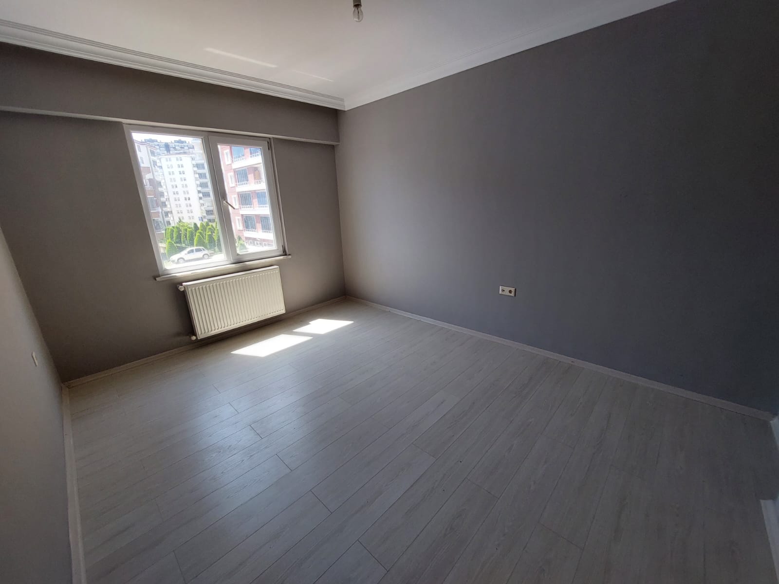 ŞAHİNCİLİ MAH. UMUT HASTANESİ ARKASINDA KİRALIK 3+1 DAİRE